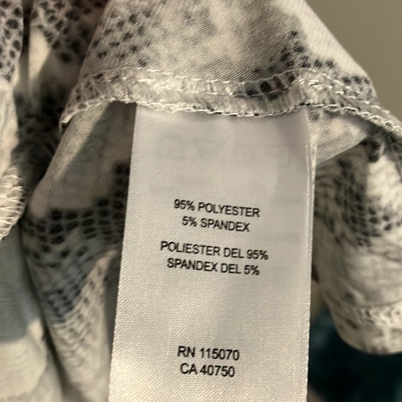 NINA LEONARD Tunic Shark Bite Short Sleeve SNAKE PRINT XL - Picture 7 of 8